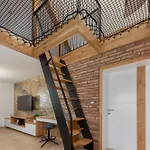 Apartma Pri Jakobu * Postojna