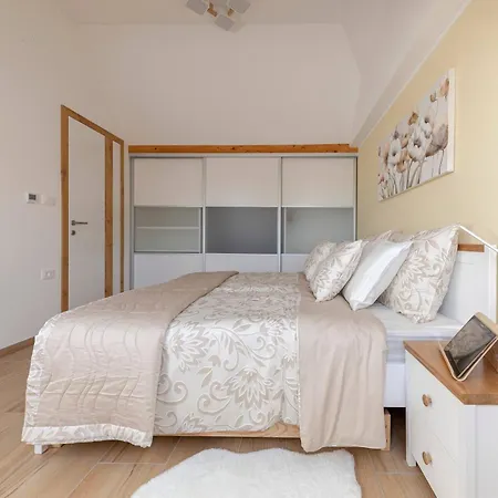 Apartment Apartma Pri Jakobu
