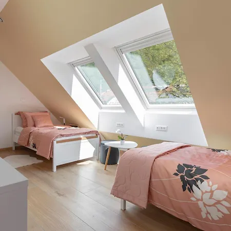 Apartma Pri Jakobu Postojna