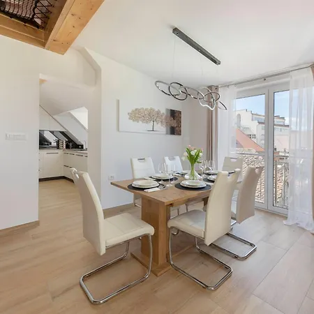 Apartma Pri Jakobu Daire Postojna