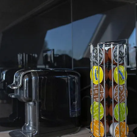 Apartma Pri Jakobu * 포스토이나