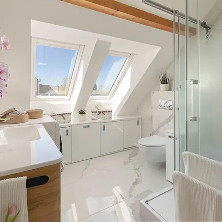 Apartma Pri Jakobu Daire Postojna