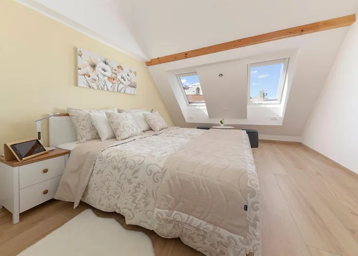 Apartma Pri Jakobu Apartamento *