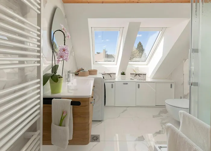 Apartma Pri Jakobu Postojna